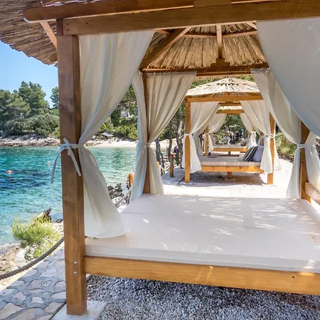 Sunny Side Villa *