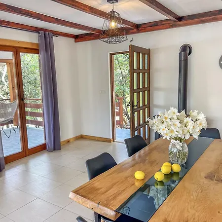 Sunny Side Villa *