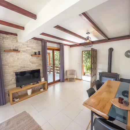 Sunny Side Villa *